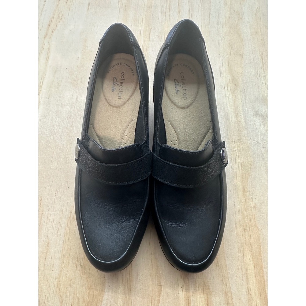 Clarks Collection Black Leather Slip On Block Heel Pumps Button Detail Women 8.5